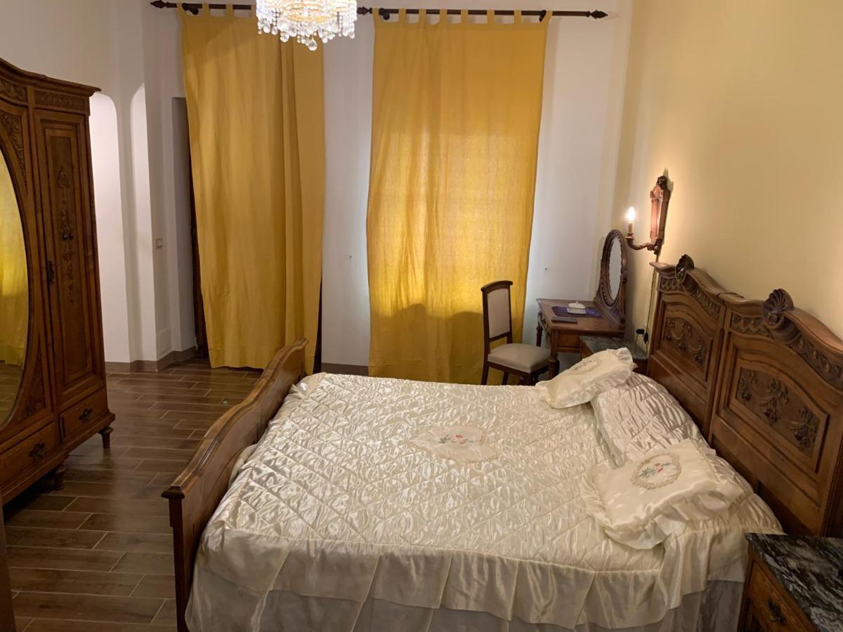 Bouganville Viverone Habitación foto